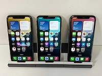 Apple iphone 11 - 256 gb - black / white (3x) - afbeelding 1 van  6