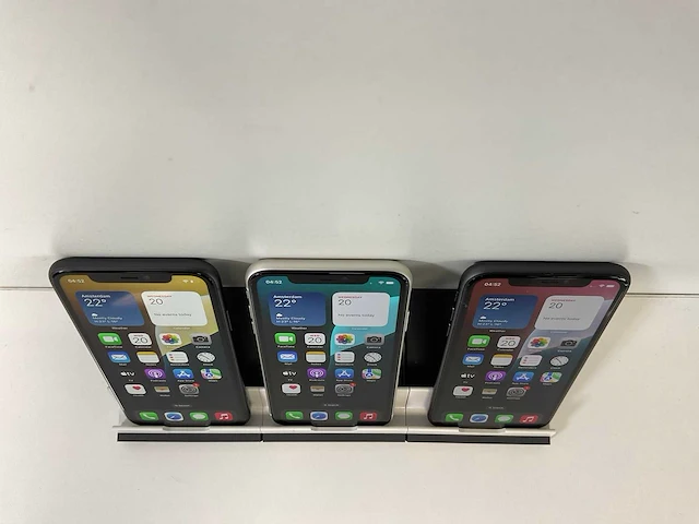 Apple iphone 11 - 256 gb - black / white (3x) - afbeelding 5 van  6