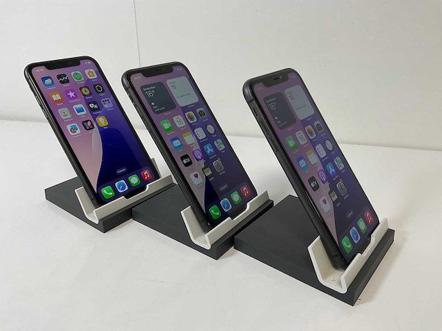 Apple iphone 11 - 64 gb - black (3x) - afbeelding 4 van  6