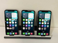 Apple iphone 11 - 64 gb - black (3x) - afbeelding 1 van  6