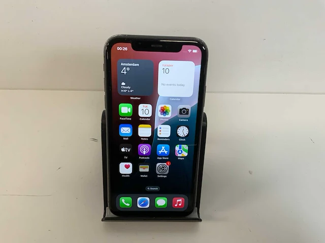 Apple iphone 11 - 64 gb - black - afbeelding 1 van  6