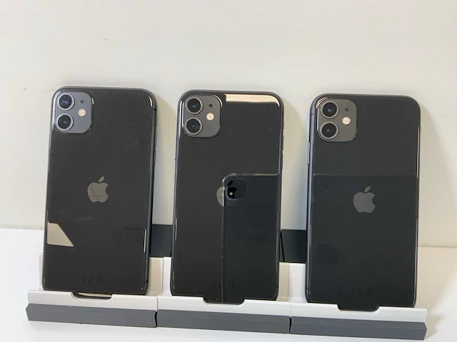 Apple iphone 11 - 64 gb / 256 gb - black (3x) - afbeelding 5 van  5