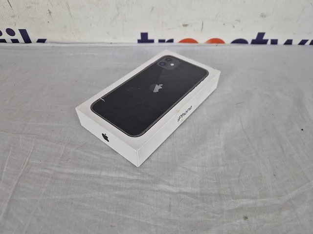 Apple iphone 11 - 64gb - zwart - afbeelding 3 van  3