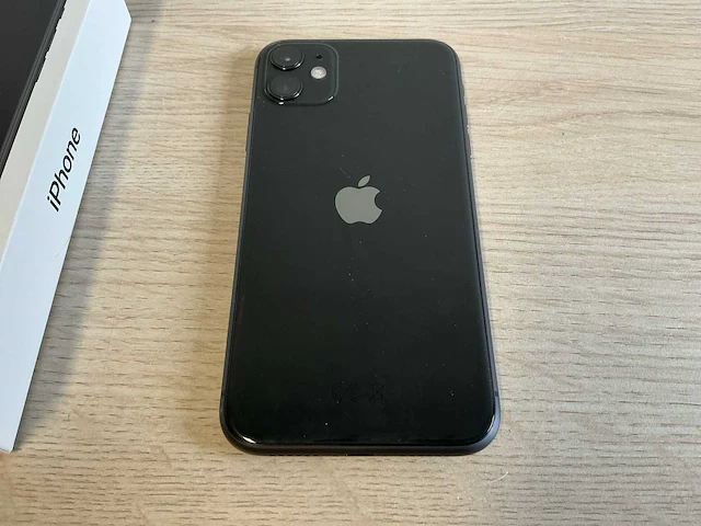 Apple iphone 11 64gb mobiele telefoon - afbeelding 3 van  5