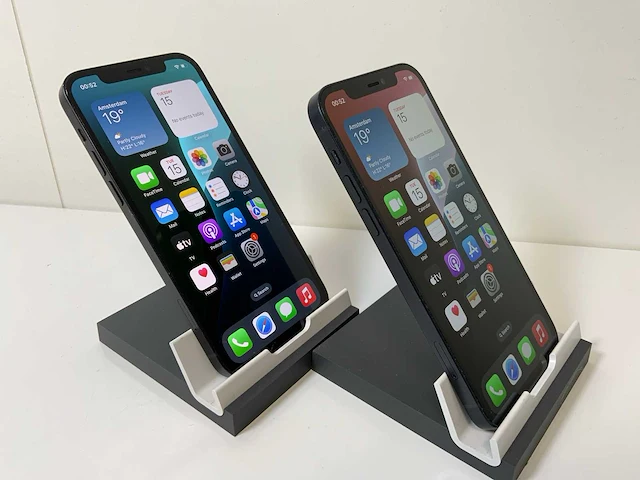Apple iphone 12 - 128 gb - black (2x) - afbeelding 2 van  4