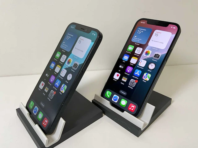 Apple iphone 12 - 128 gb - black (2x) - afbeelding 3 van  4