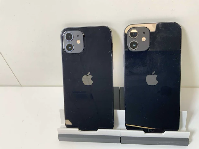 Apple iphone 12 - 128 gb - black (2x) - afbeelding 4 van  4
