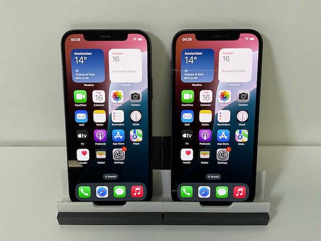 Apple iphone 12 - 128 gb - black (2x) - afbeelding 1 van  6