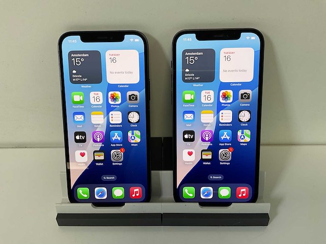 Apple iphone 12 - 128 gb - black (2x) - afbeelding 1 van  6