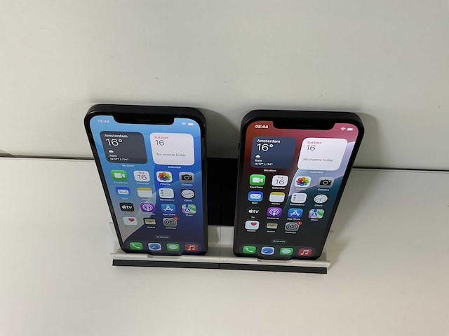 Apple iphone 12 - 128 gb - black (2x) - afbeelding 2 van  6
