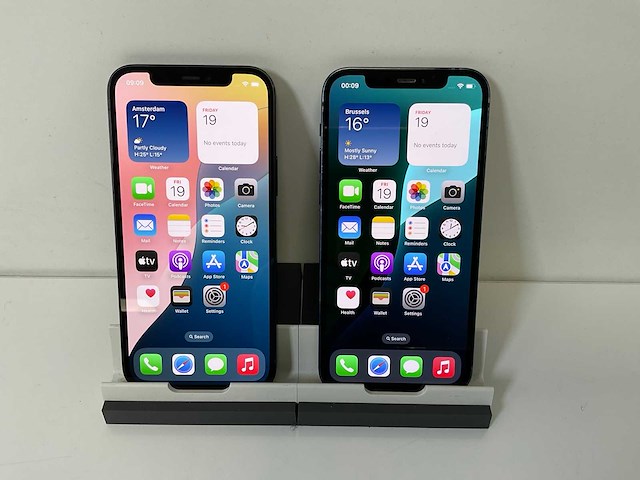 Apple iphone 12 - 128 gb - black (2x) - afbeelding 1 van  4