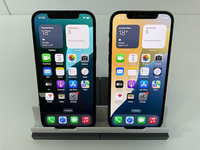 Apple iphone 12 - 128 gb - black (2x) - afbeelding 1 van  5