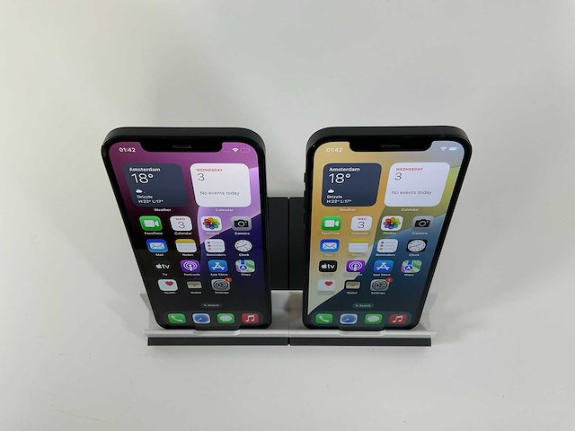 Apple iphone 12 - 128 gb - black (2x) - afbeelding 1 van  4