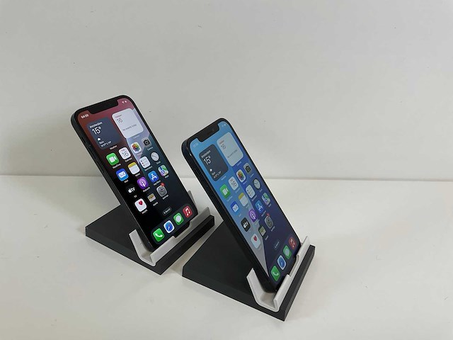 Apple iphone 12 - 128 gb - black (2x) - afbeelding 4 van  5