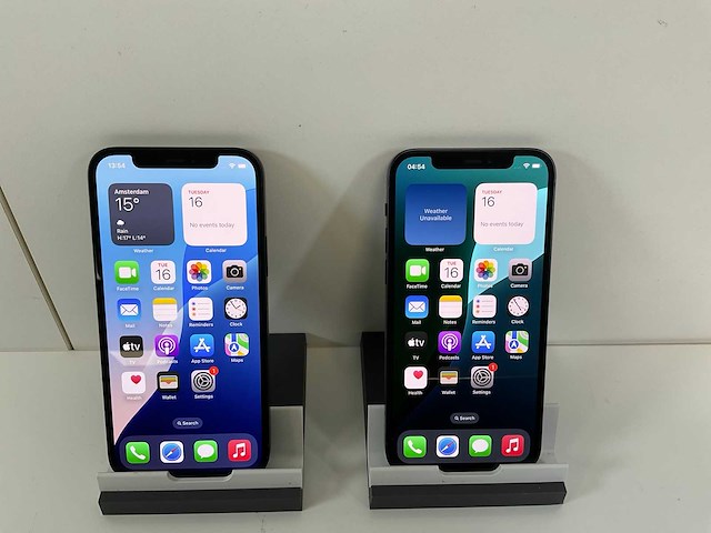 Apple iphone 12 - 128 gb - black (2x) - afbeelding 1 van  5