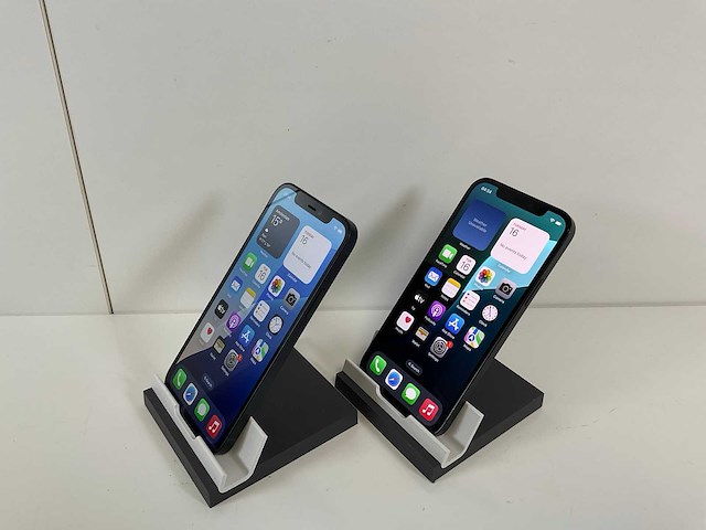 Apple iphone 12 - 128 gb - black (2x) - afbeelding 3 van  5