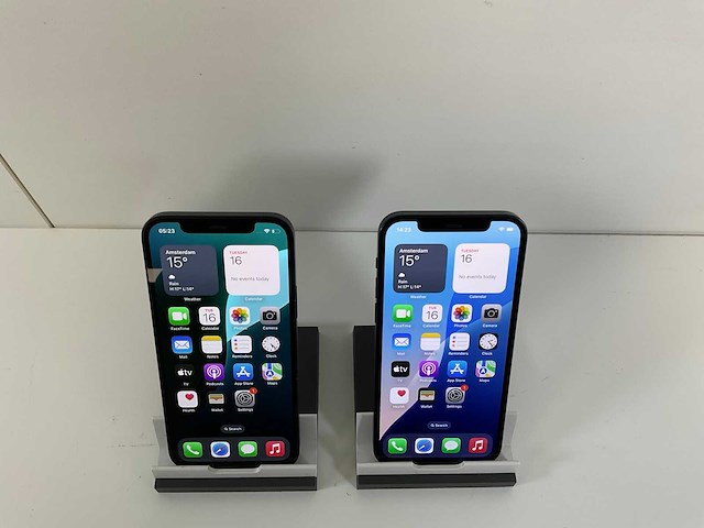 Apple iphone 12 - 128 gb - black (2x) - afbeelding 2 van  5