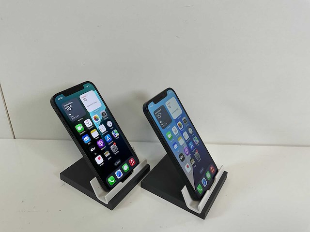 Apple iphone 12 - 128 gb - black (2x) - afbeelding 4 van  5