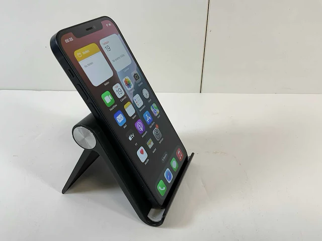 Apple iphone 12 - 128 gb - black - afbeelding 3 van  4