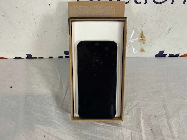 Apple iphone 12 - 128gb - zwart - afbeelding 2 van  2