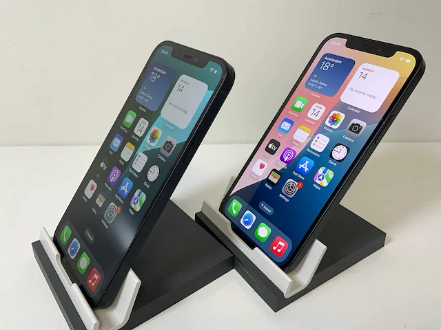 Apple iphone 12 - 256 gb - black (2x) - afbeelding 3 van  4