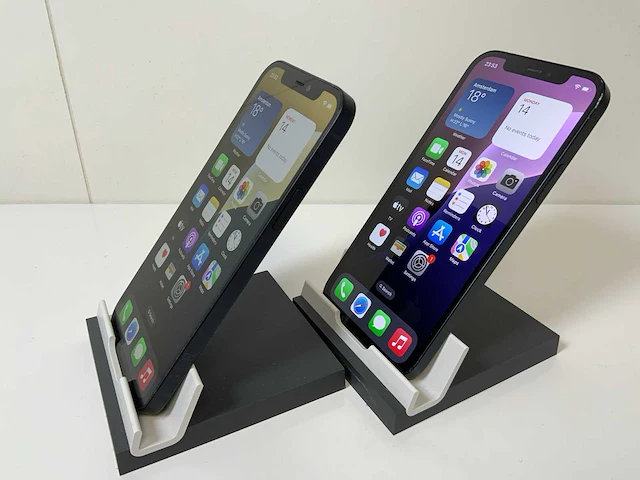 Apple iphone 12 - 256 gb - black (2x) - afbeelding 3 van  4