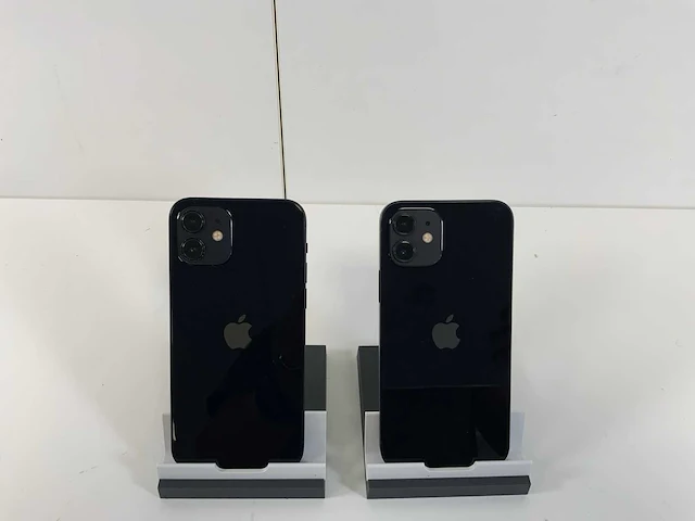 Apple iphone 12 - 256 gb - black (2x) - afbeelding 4 van  4