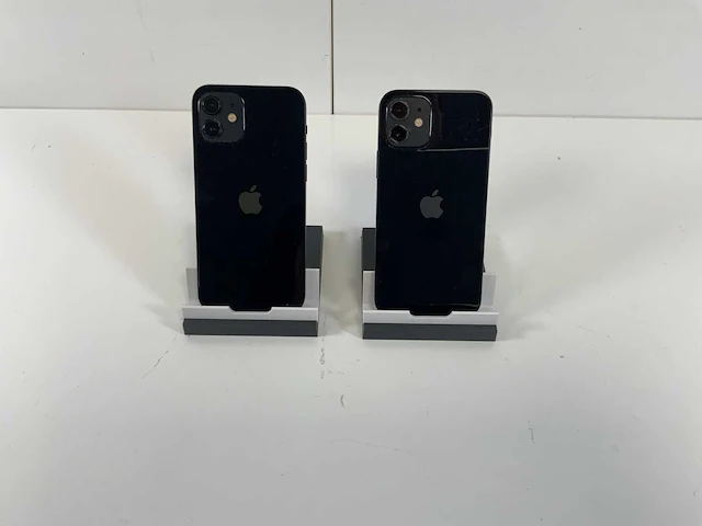 Apple iphone 12 - 256 gb - black (2x) - afbeelding 4 van  4