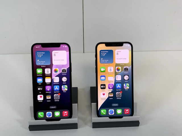 Apple iphone 12 - 256 gb - black (2x) - afbeelding 1 van  4