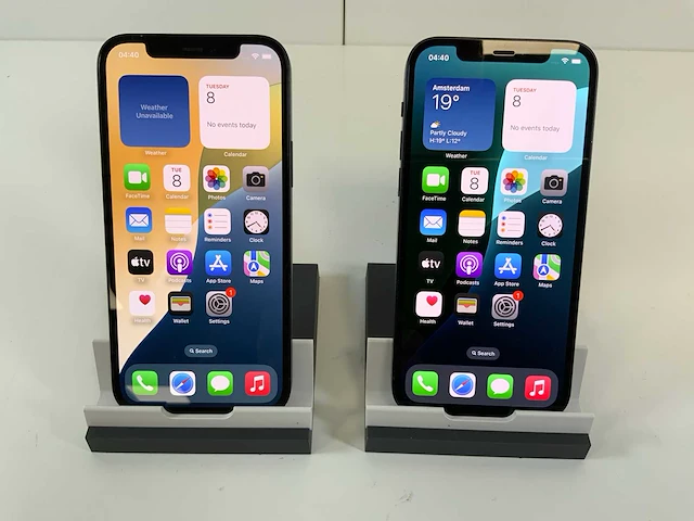 Apple iphone 12 - 256 gb - black - afbeelding 1 van  4