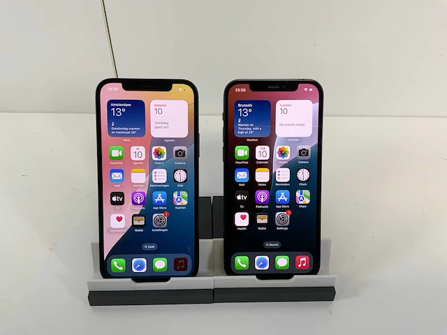 Apple iphone 12 - 64 gb - black (2x) - afbeelding 1 van  4