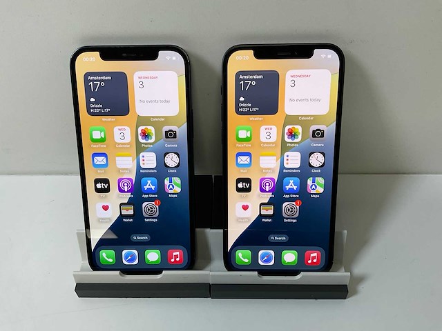 Apple iphone 12 - 64 gb - black (2x) - afbeelding 1 van  6