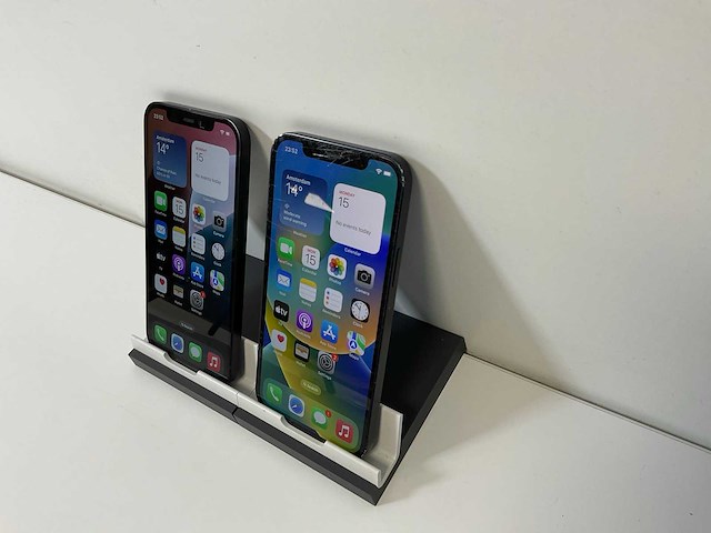 Apple iphone 12 - 64 gb - black (2x) - afbeelding 3 van  6