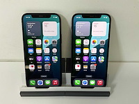 Apple iphone 12 - 64 gb - black (2x) - afbeelding 1 van  6