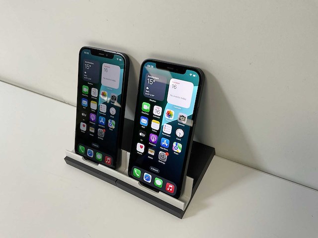 Apple iphone 12 - 64 gb - black (2x) - afbeelding 3 van  6