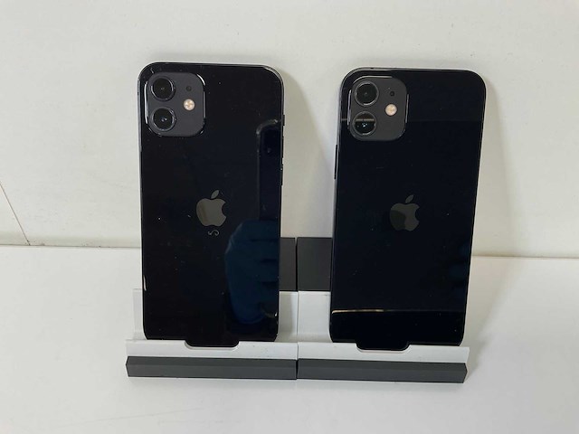 Apple iphone 12 - 64 gb - black (2x) - afbeelding 6 van  6