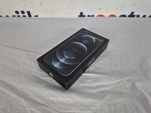 Apple iphone 12 pro max - 128gb - zilver - afbeelding 3 van  3