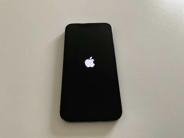 Apple iphone 12 pro smartphone - afbeelding 2 van  13