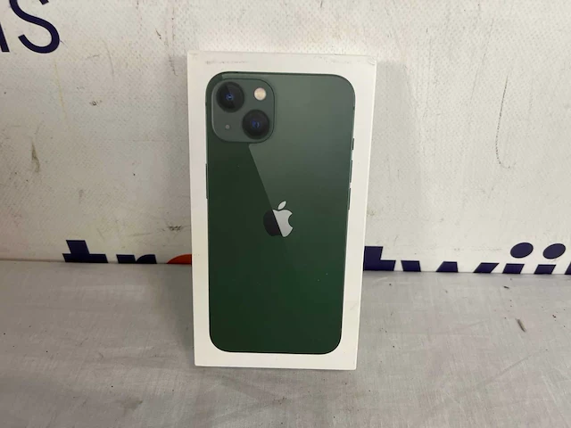 Apple iphone 13 - 128gb - groen - afbeelding 2 van  2