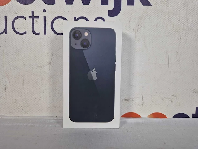 Apple iphone 13 - 256gb - middernacht - afbeelding 2 van  3