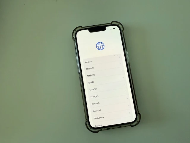 Apple iphone 13 128 gb. geen lader - afbeelding 2 van  3
