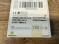 Apple iphone 13 mini 256gb blauw - afbeelding 1 van  2