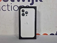 Apple iphone 13 pro - 128gb - zilver - afbeelding 2 van  3