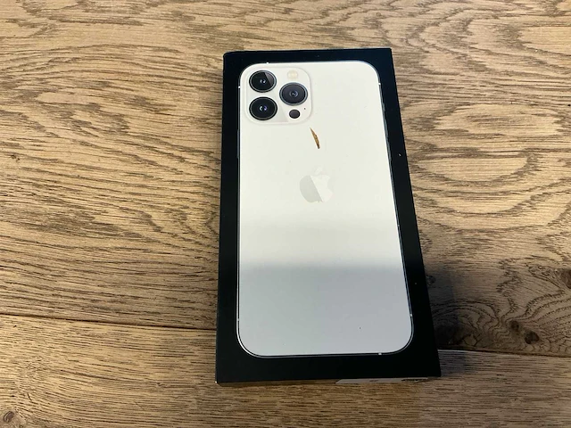 Apple iphone 13 pro 256gb zilver - afbeelding 1 van  2