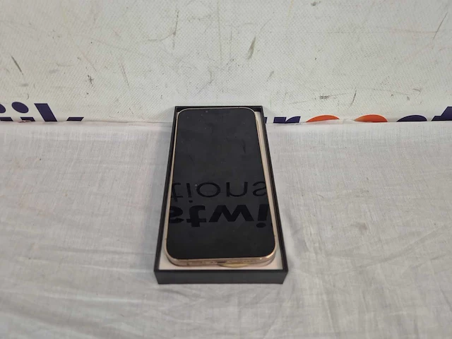 Apple iphone 13 pro max - 128gb - goud - afbeelding 3 van  4