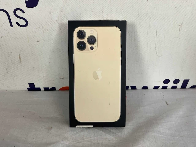 Apple iphone 13 pro max - 256gb - goud - afbeelding 2 van  2