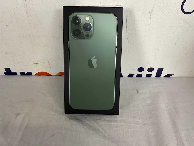 Apple iphone 13 pro max - 256gb - groen - afbeelding 2 van  2