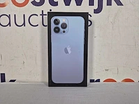 Apple iphone 13 pro max - 256gb - sierra blue - afbeelding 2 van  3