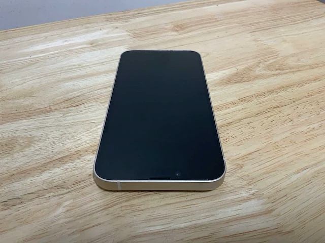 Apple iphone 14 a2882 - afbeelding 6 van  7
