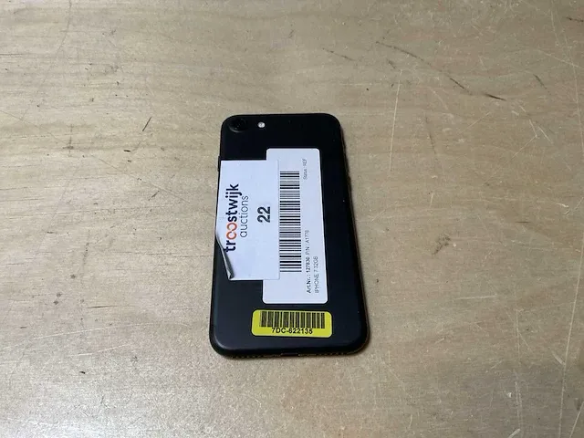 Apple iphone 7 - a1778 - afbeelding 2 van  2